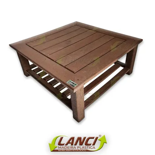 Mesa de madeira para áreas externas
